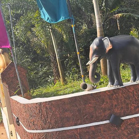 Arabian Holiday Resort With Swimming Pool In Idukki Calvary Mount Kültér fotó