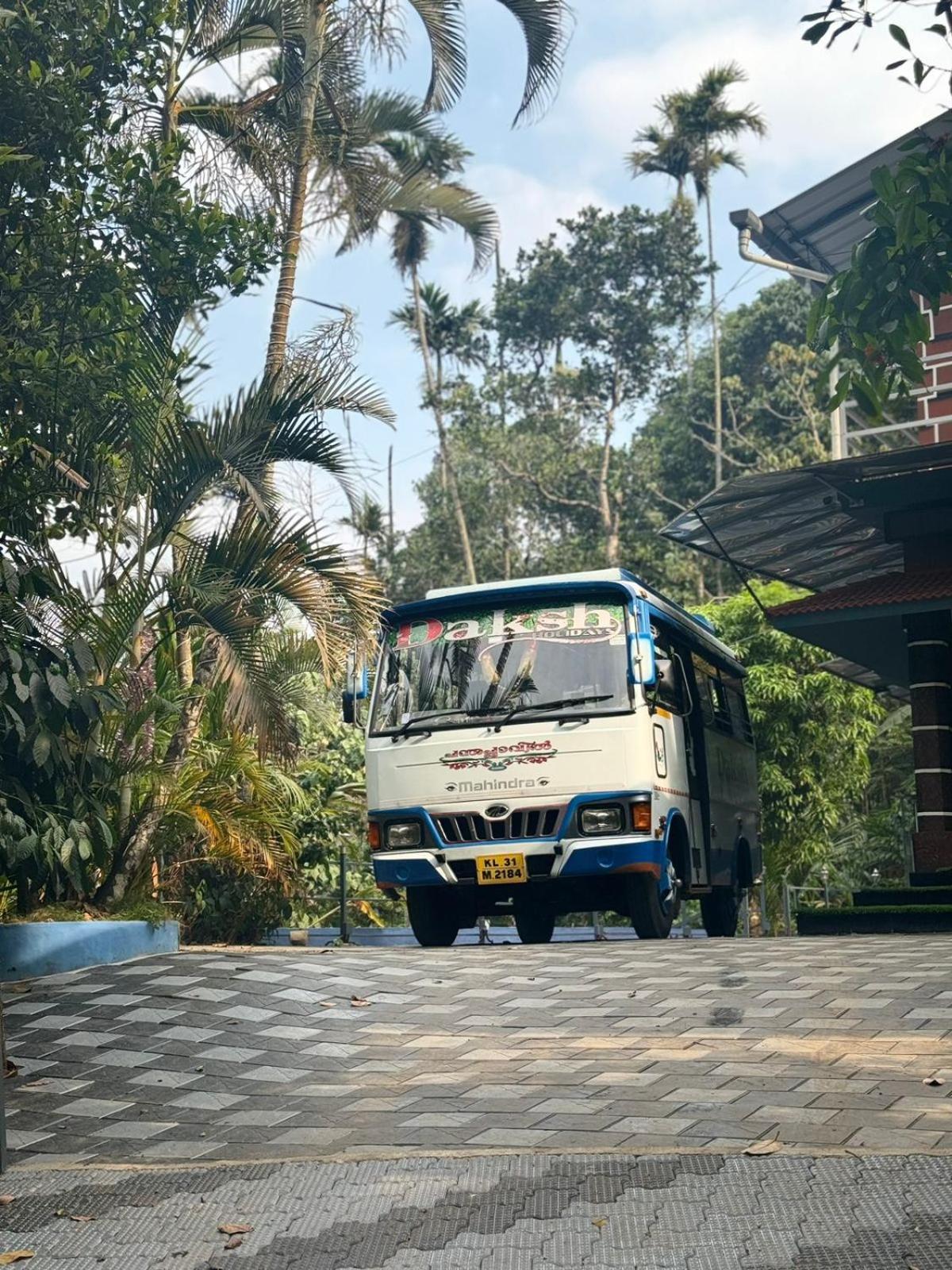 Arabian Holiday Resort With Swimming Pool In Idukki Calvary Mount Kültér fotó