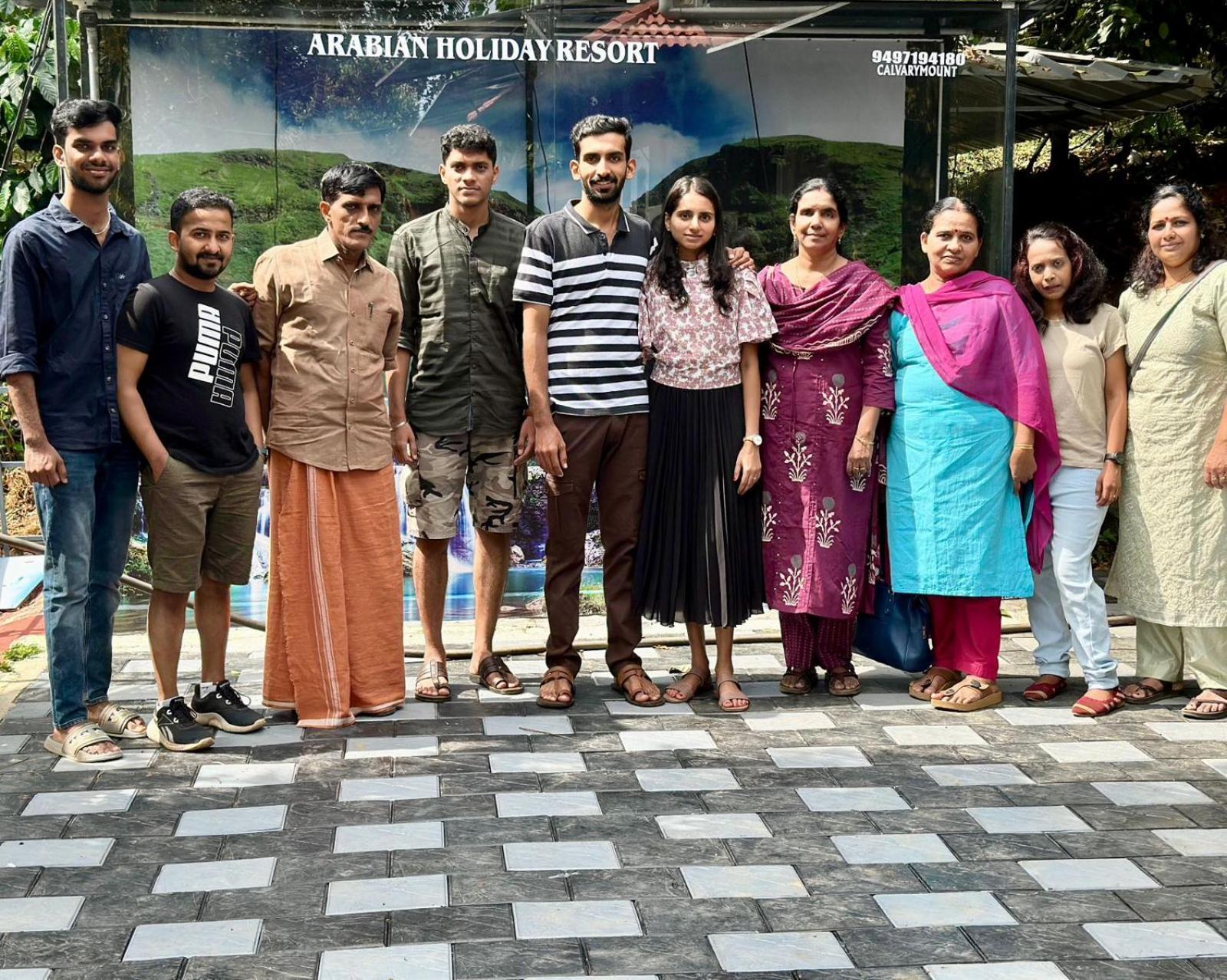 Arabian Holiday Resort With Swimming Pool In Idukki Calvary Mount Kültér fotó