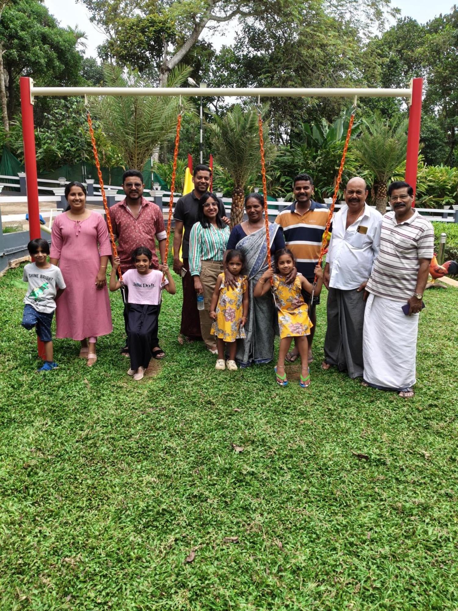 Arabian Holiday Resort With Swimming Pool In Idukki Calvary Mount Kültér fotó